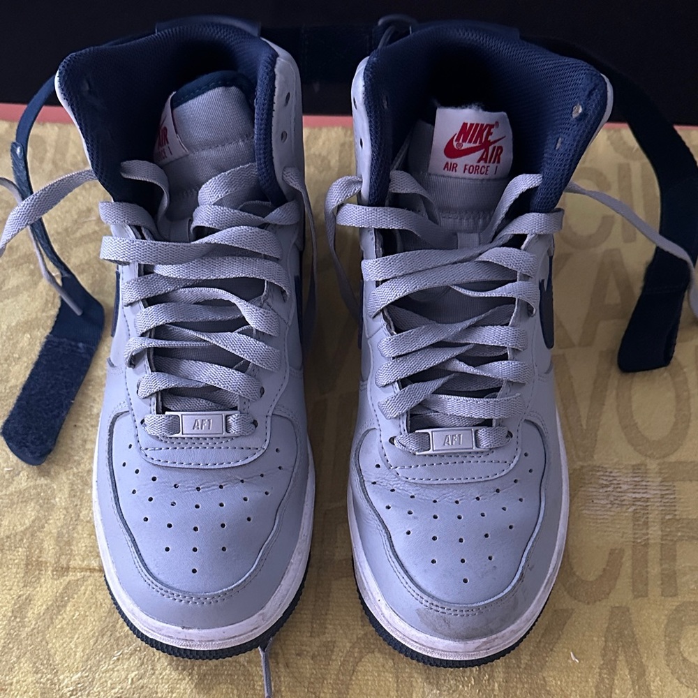 Nike Air Force 1 High-Top Sneakers in Light Gray, Navy & Red